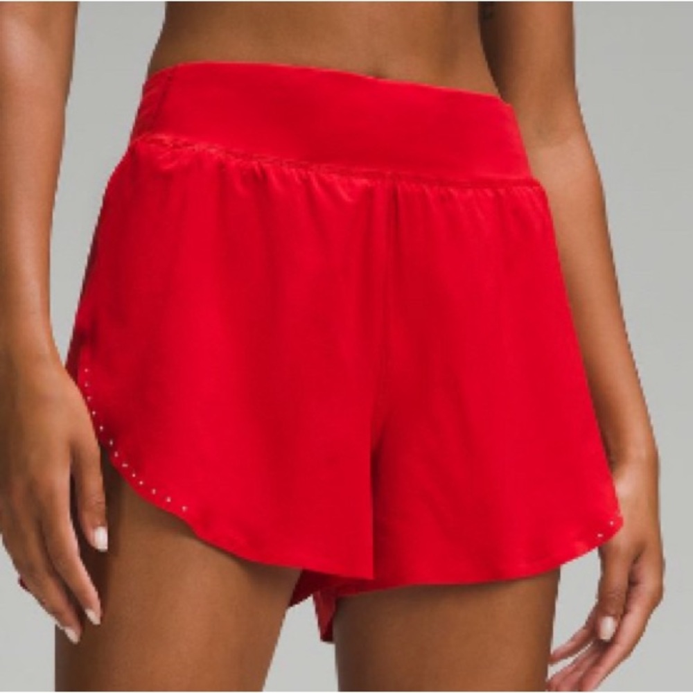 Lululemon Find your pace high-rise lined short 3”